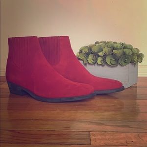 Chelsea Boots